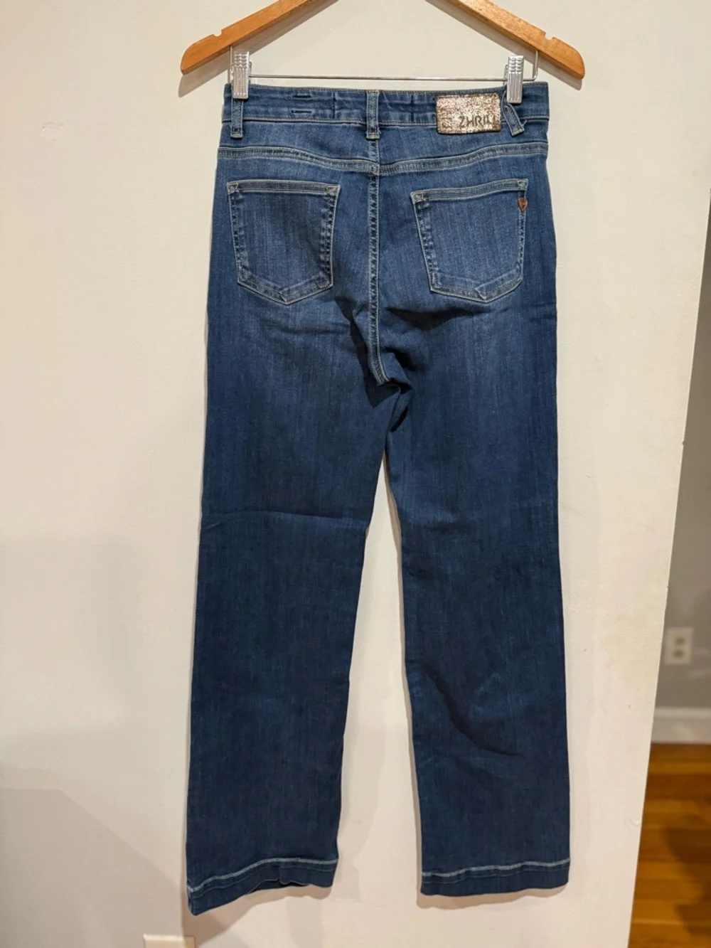 Women's Indigo Straight-Leg Jeans